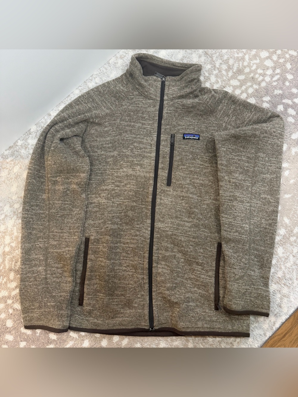 Patagonia Men’s Brown Full-Zip Sweater Jacket